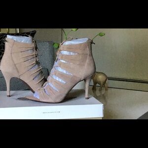 Jessica Simpson Brown Strappy Heels
